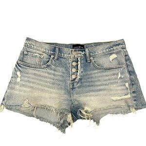 LUCKY BRAND Midrise Destructed Boy Shorts in High Key Z’s 8 / 29
A198
